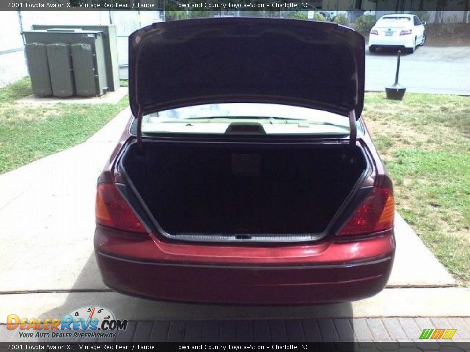 2001 Toyota Avalon XL Vintage Red Pearl / Taupe Photo #15