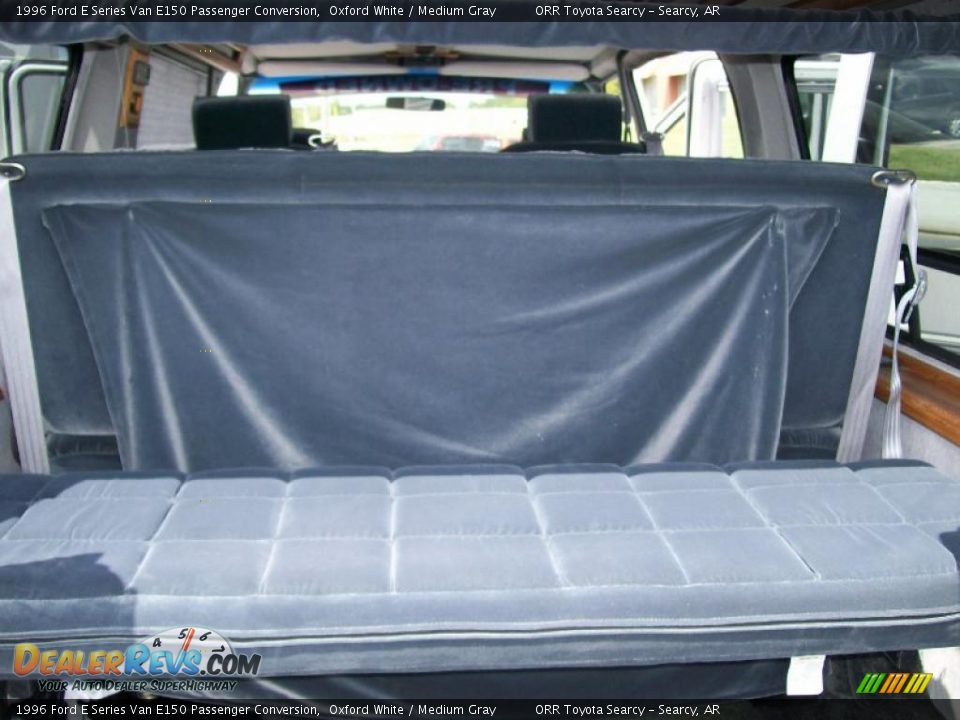 1996 Ford E Series Van E150 Passenger Conversion Oxford White / Medium Gray Photo #12