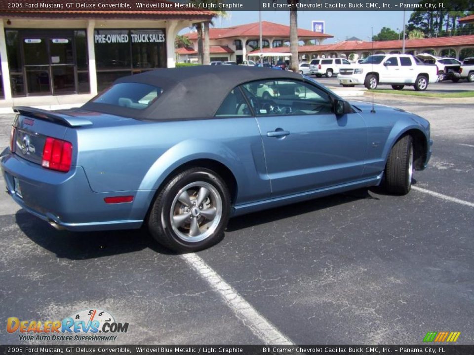 2005 Ford Mustang GT Deluxe Convertible Windveil Blue Metallic / Light Graphite Photo #4