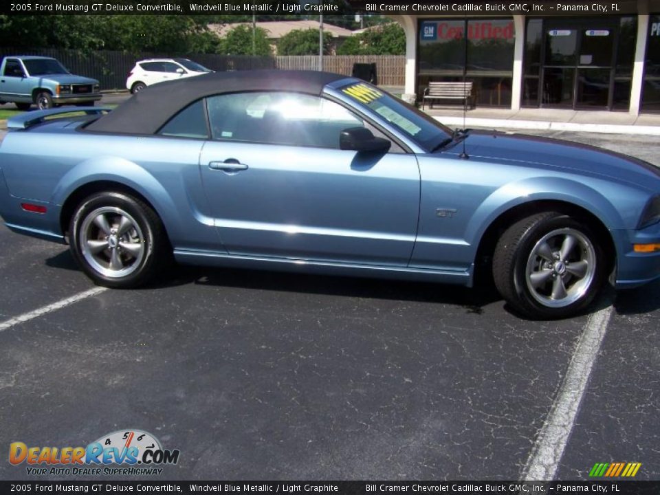 2005 Ford Mustang GT Deluxe Convertible Windveil Blue Metallic / Light Graphite Photo #5