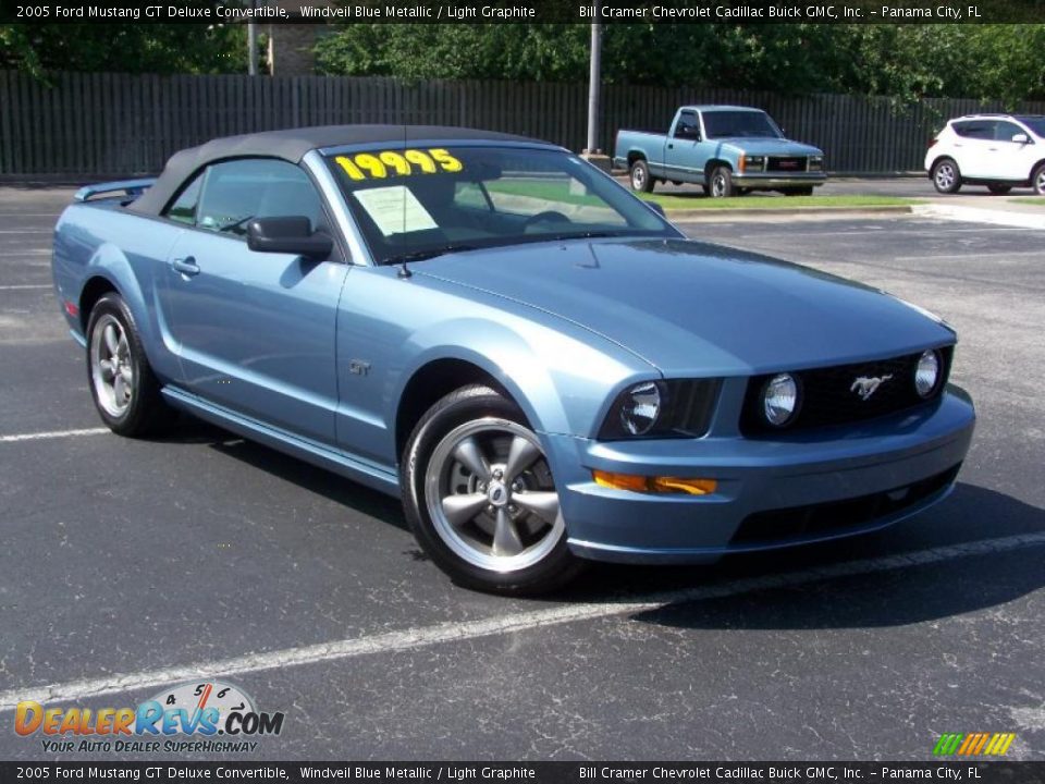 2005 Ford Mustang GT Deluxe Convertible Windveil Blue Metallic / Light Graphite Photo #6