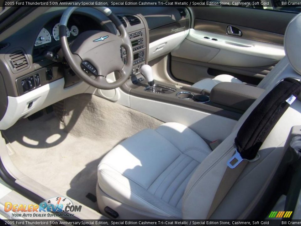 2005 Ford Thunderbird 50th Anniversary Special Edition Special Edition Cashmere Tri-Coat Metallic / Special Edition Stone, Cashmere, Soft Gold Photo #15