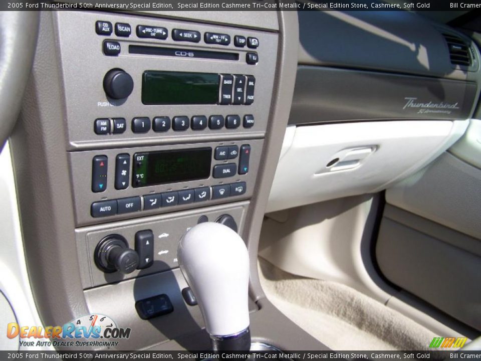 2005 Ford Thunderbird 50th Anniversary Special Edition Special Edition Cashmere Tri-Coat Metallic / Special Edition Stone, Cashmere, Soft Gold Photo #23