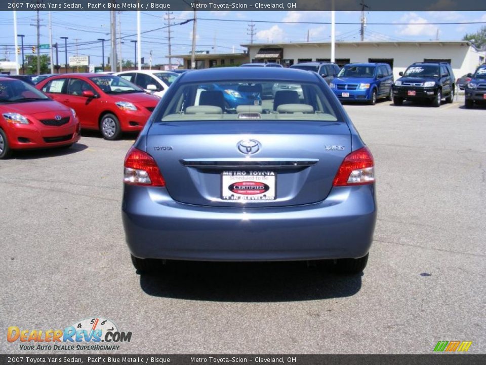 2007 Toyota Yaris Sedan Pacific Blue Metallic / Bisque Photo #4