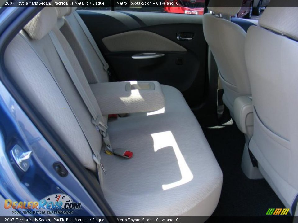2007 Toyota Yaris Sedan Pacific Blue Metallic / Bisque Photo #12