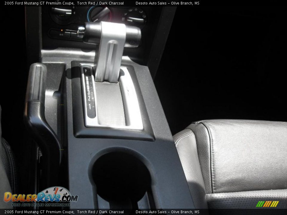 2005 Ford Mustang GT Premium Coupe Torch Red / Dark Charcoal Photo #10