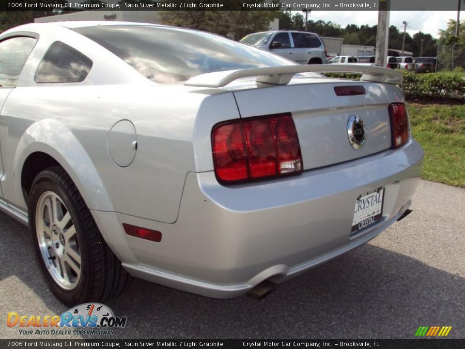 2006 Ford Mustang GT Premium Coupe Satin Silver Metallic / Light Graphite Photo #7
