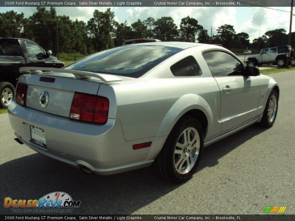2006 Ford Mustang GT Premium Coupe Satin Silver Metallic / Light Graphite Photo #8