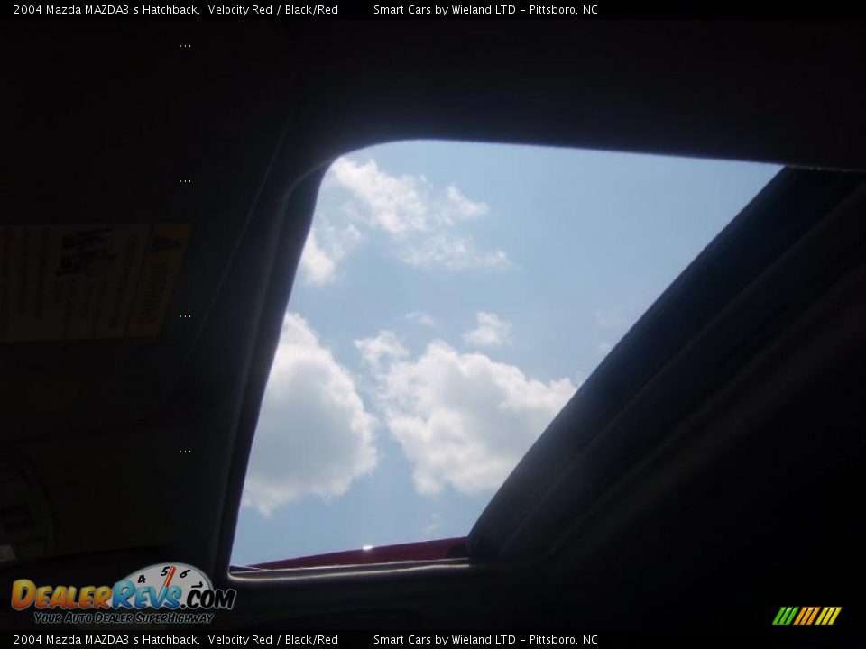 2004 Mazda MAZDA3 s Hatchback Velocity Red / Black/Red Photo #7