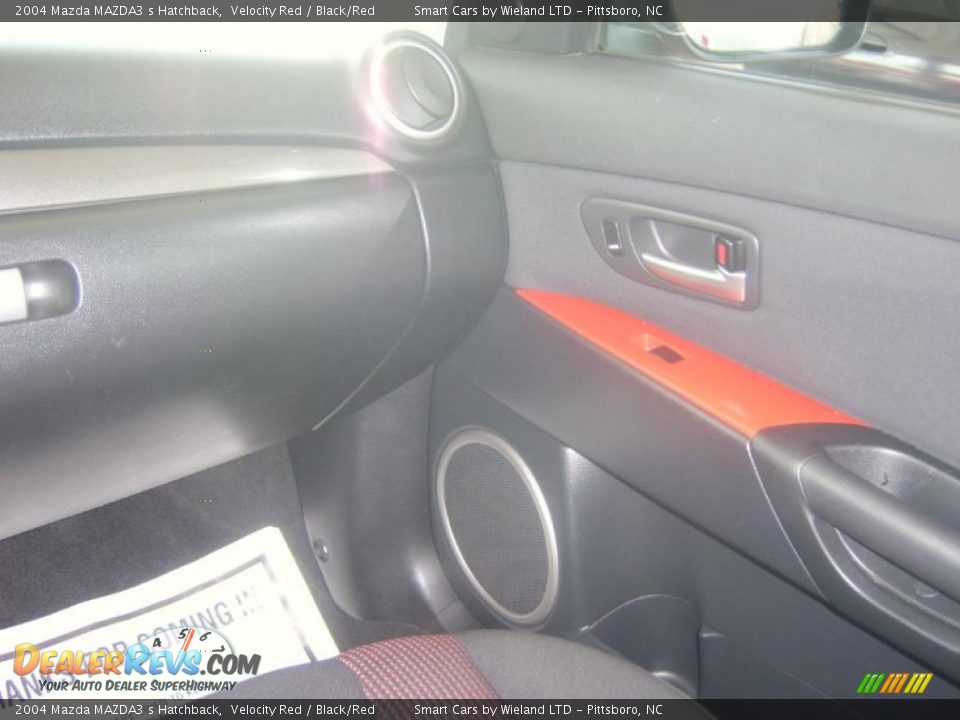 2004 Mazda MAZDA3 s Hatchback Velocity Red / Black/Red Photo #11
