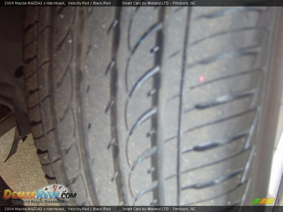 2004 Mazda MAZDA3 s Hatchback Velocity Red / Black/Red Photo #16