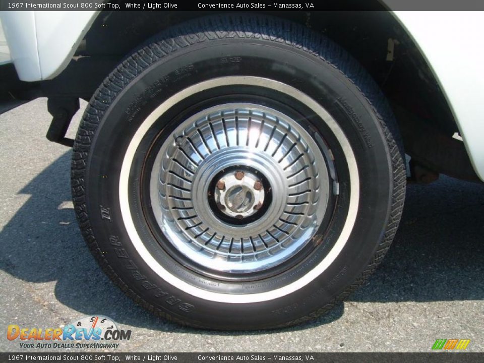1967 International Scout 800 Soft Top White / Light Olive Photo #11