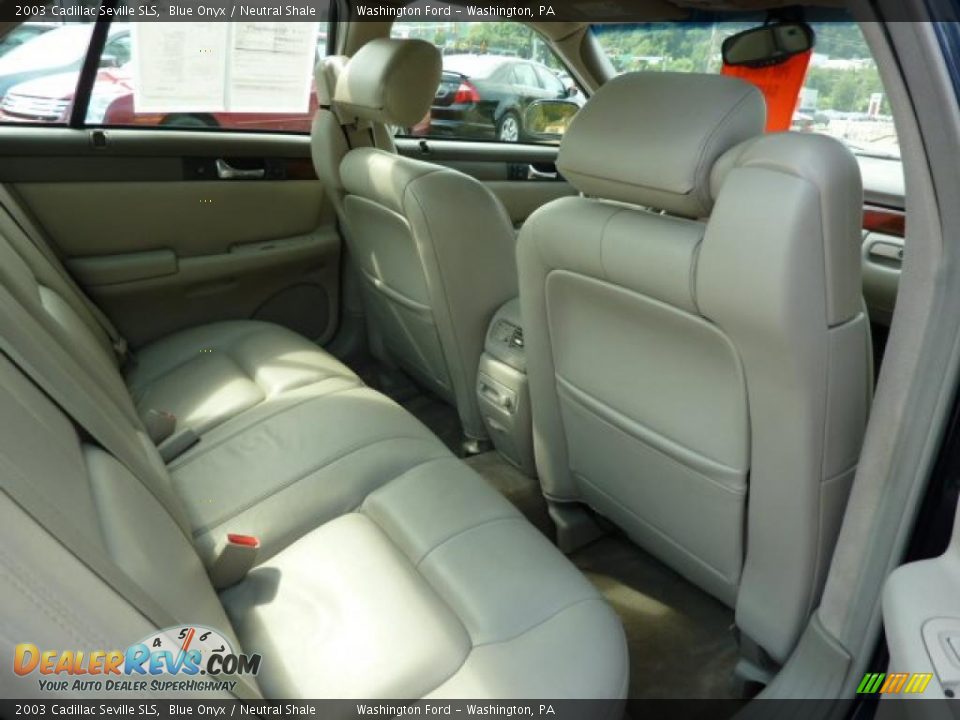 2003 Cadillac Seville SLS Blue Onyx / Neutral Shale Photo #16