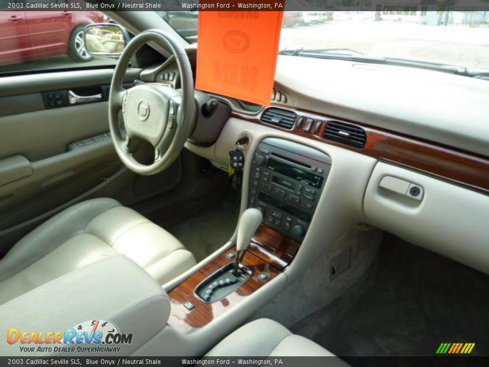 2003 Cadillac Seville SLS Blue Onyx / Neutral Shale Photo #17