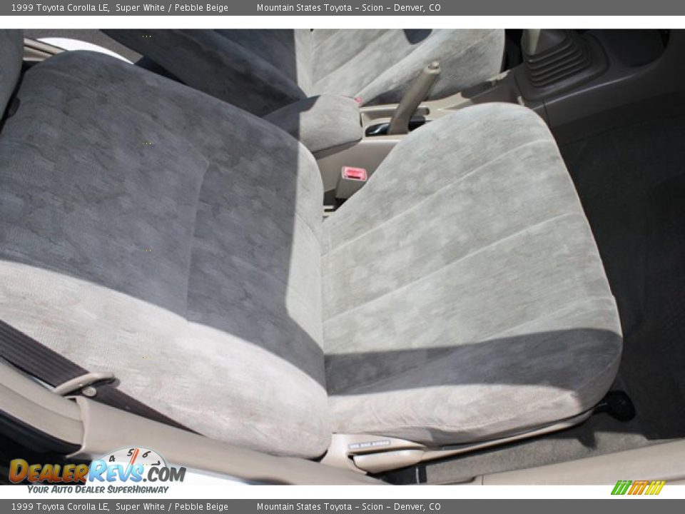 1999 Toyota Corolla LE Super White / Pebble Beige Photo #12