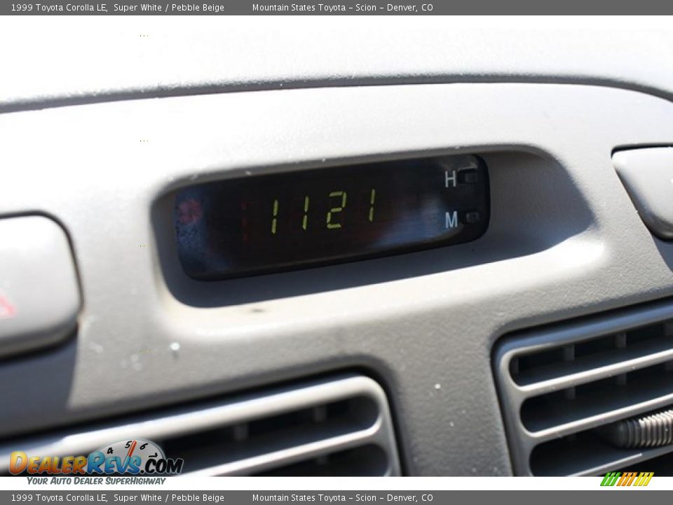 1999 Toyota Corolla LE Super White / Pebble Beige Photo #18