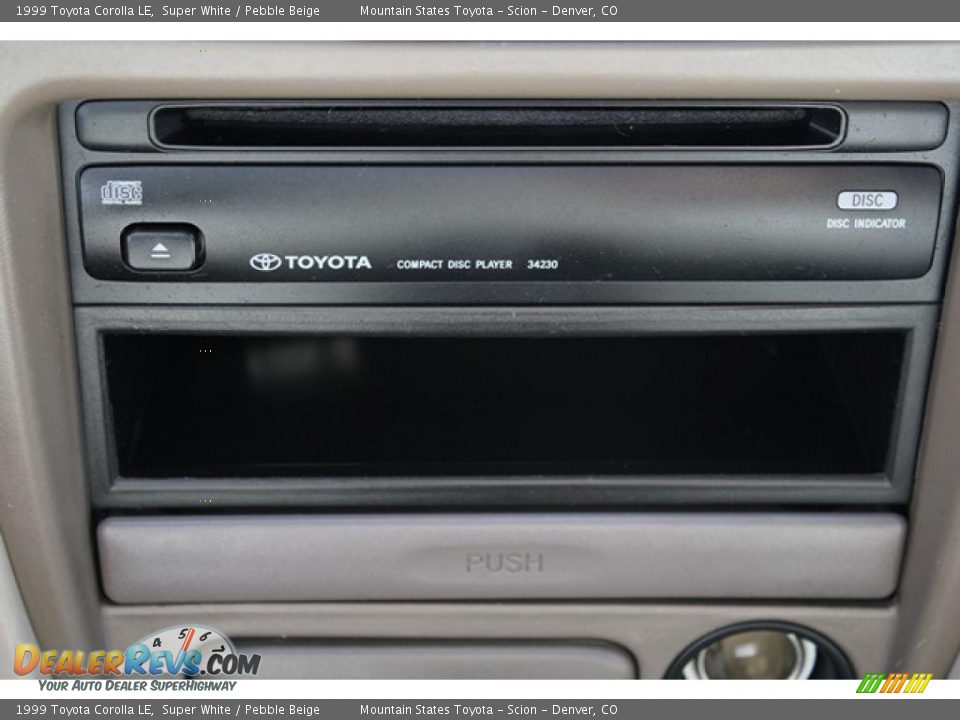 1999 Toyota Corolla LE Super White / Pebble Beige Photo #21