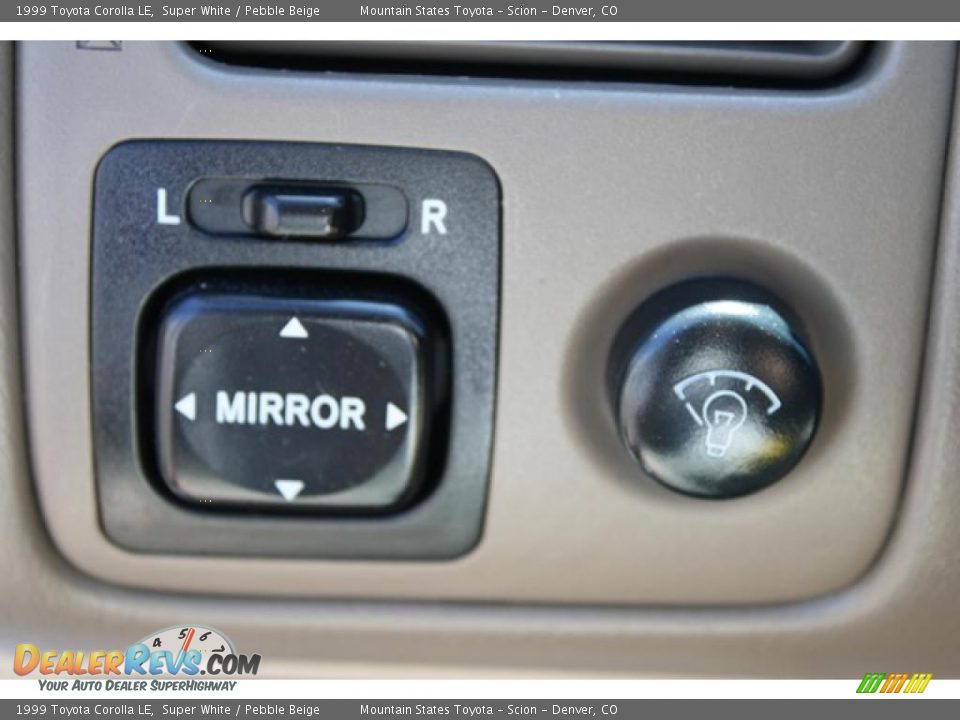 1999 Toyota Corolla LE Super White / Pebble Beige Photo #24