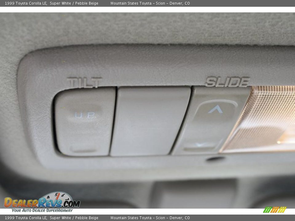 1999 Toyota Corolla LE Super White / Pebble Beige Photo #26
