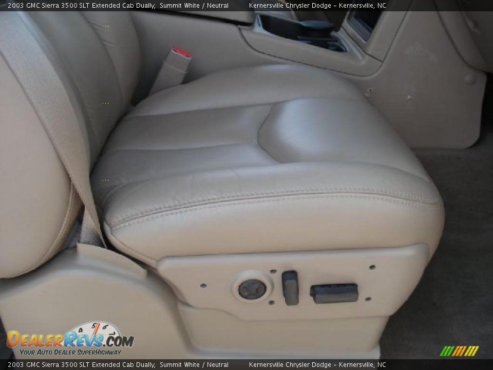 2003 GMC Sierra 3500 SLT Extended Cab Dually Summit White / Neutral Photo #17