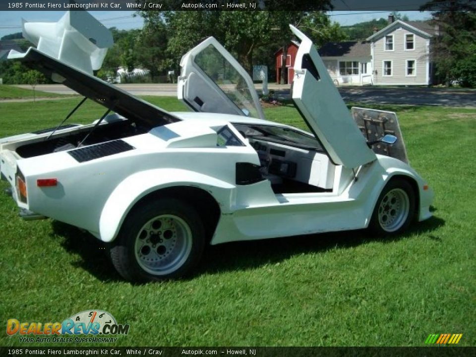 1985 Pontiac Fiero Lamborghini Kit Car White / Gray Photo #2