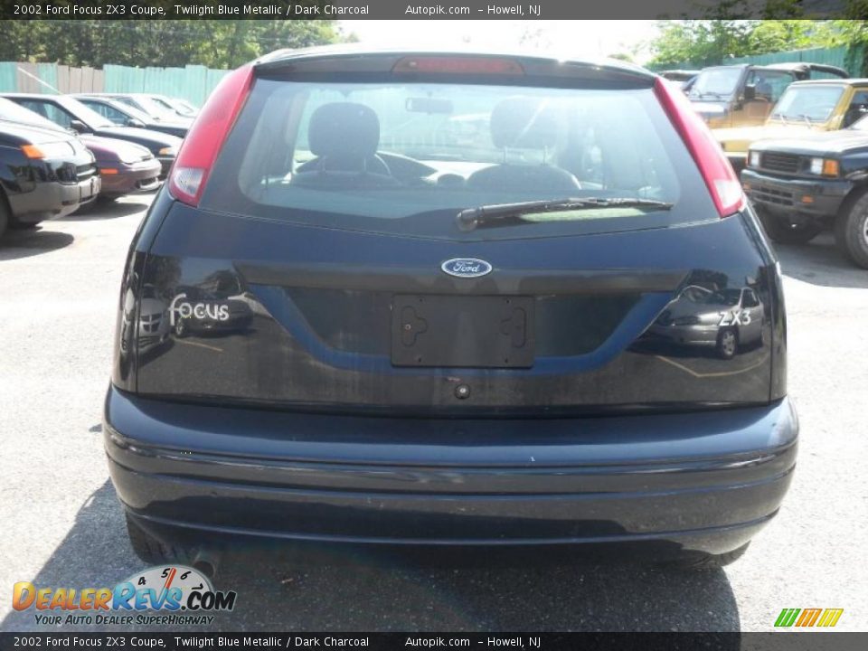 2002 Ford Focus ZX3 Coupe Twilight Blue Metallic / Dark Charcoal Photo #6