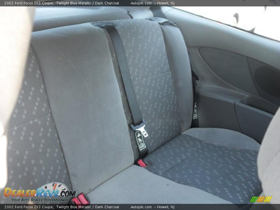2002 Ford Focus ZX3 Coupe Twilight Blue Metallic / Dark Charcoal Photo #11