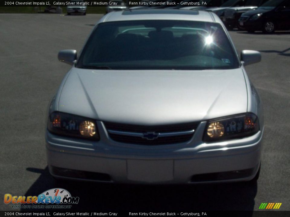 2004 Chevrolet Impala LS Galaxy Silver Metallic / Medium Gray Photo #18