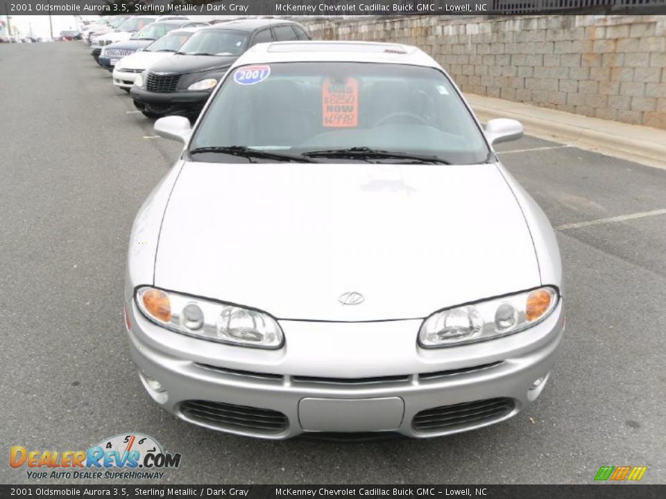 2001 Oldsmobile Aurora 3.5 Sterling Metallic / Dark Gray Photo #6