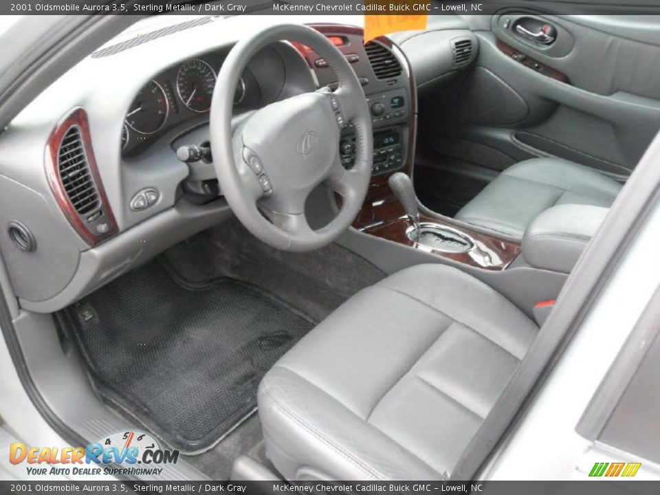2001 Oldsmobile Aurora 3.5 Sterling Metallic / Dark Gray Photo #24