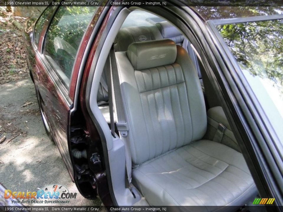 1996 Chevrolet Impala SS Dark Cherry Metallic / Gray Photo #21