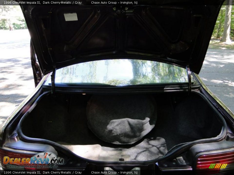 1996 Chevrolet Impala SS Dark Cherry Metallic / Gray Photo #32