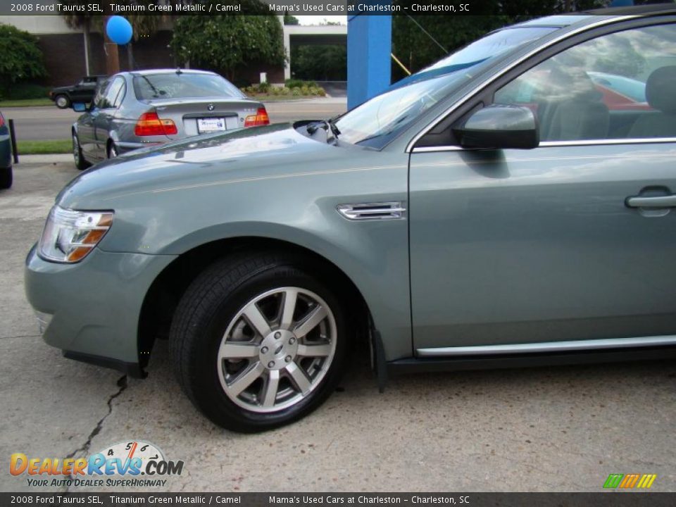 2008 Ford Taurus SEL Titanium Green Metallic / Camel Photo #31