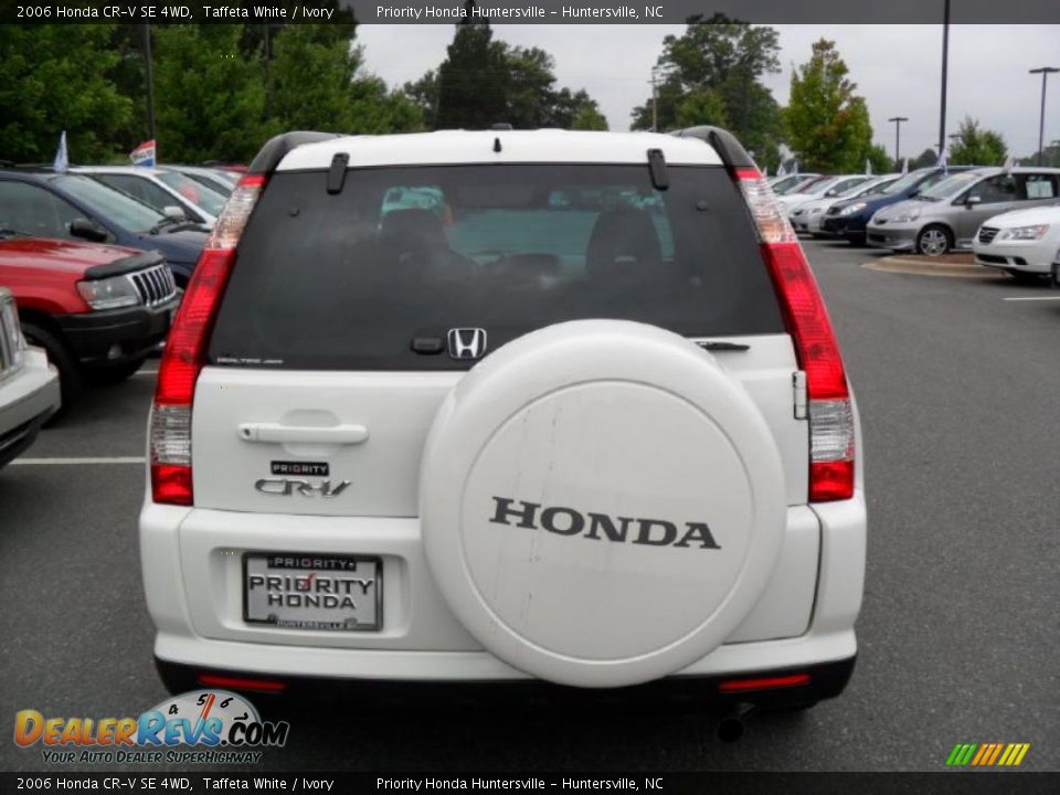 2006 Honda CR-V SE 4WD Taffeta White / Ivory Photo #3
