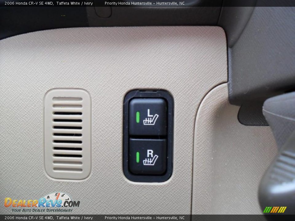 2006 Honda CR-V SE 4WD Taffeta White / Ivory Photo #14
