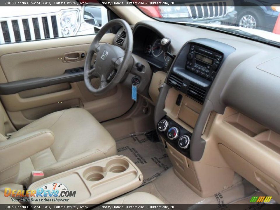 2006 Honda CR-V SE 4WD Taffeta White / Ivory Photo #23
