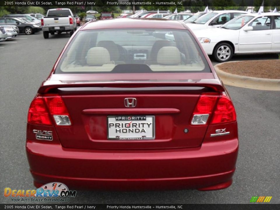 2005 Honda Civic EX Sedan Tango Red Pearl / Ivory Photo #3