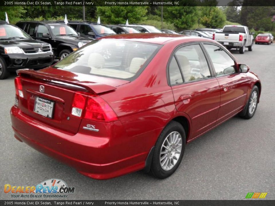 2005 Honda Civic EX Sedan Tango Red Pearl / Ivory Photo #4