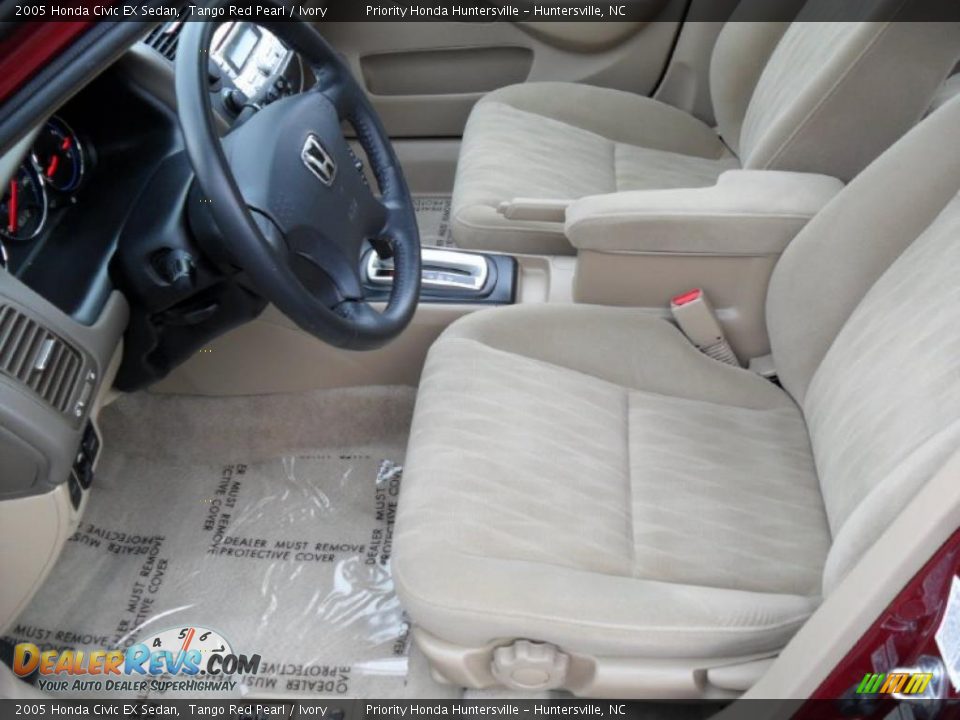 2005 Honda Civic EX Sedan Tango Red Pearl / Ivory Photo #7