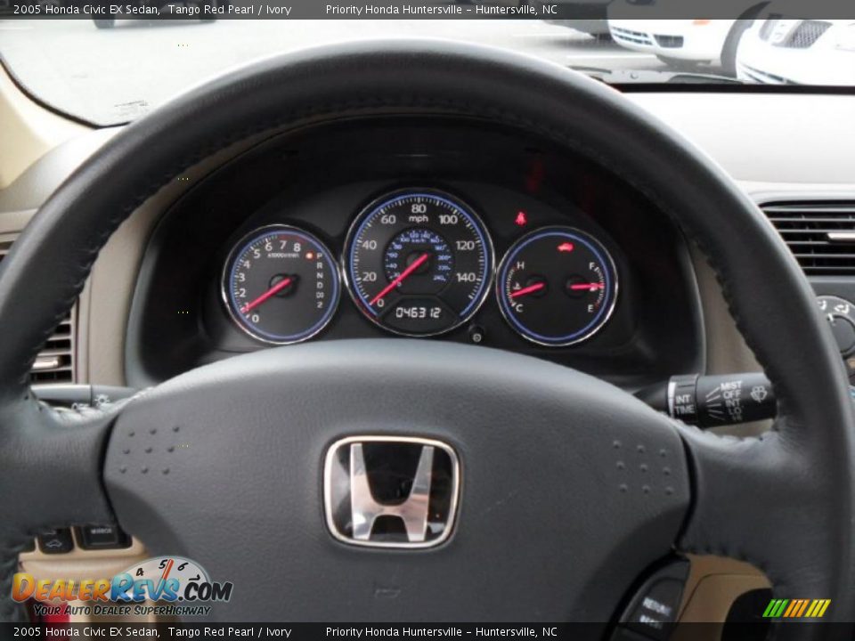 2005 Honda Civic EX Sedan Tango Red Pearl / Ivory Photo #10