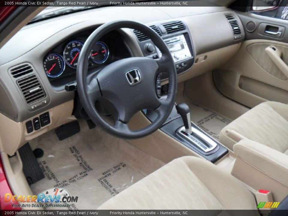 2005 Honda Civic EX Sedan Tango Red Pearl / Ivory Photo #27