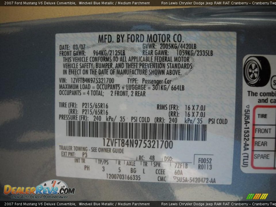2007 Ford Mustang V6 Deluxe Convertible Windveil Blue Metallic / Medium Parchment Photo #9
