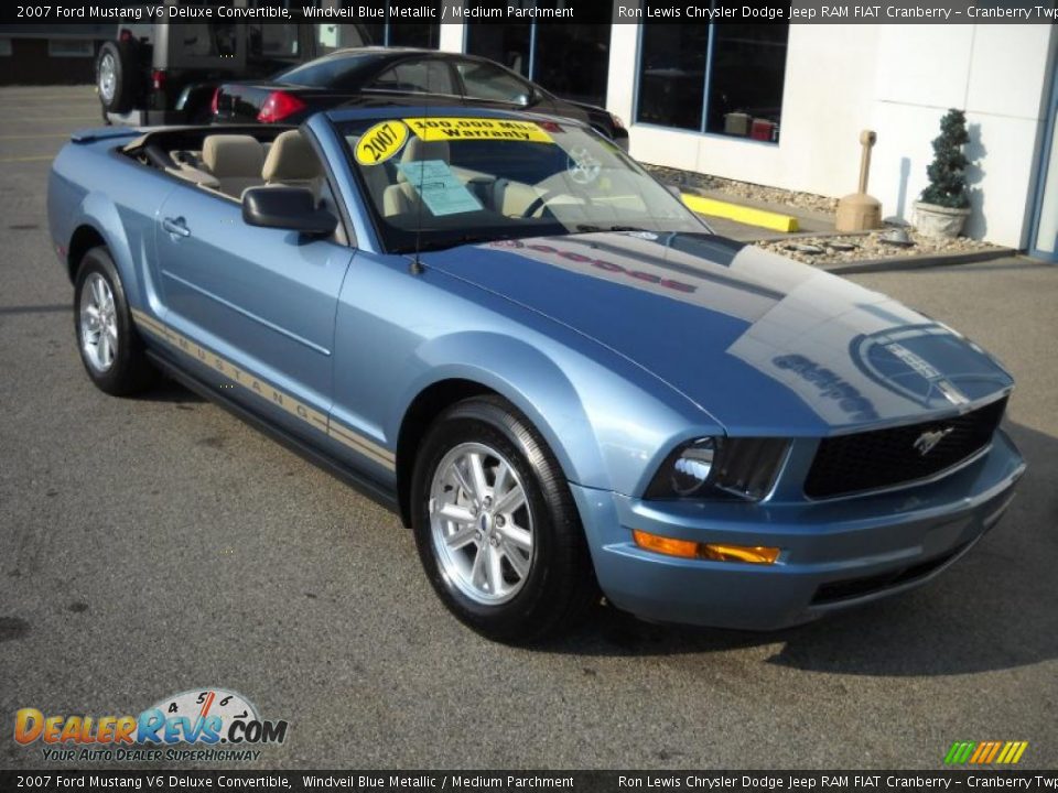 2007 Ford Mustang V6 Deluxe Convertible Windveil Blue Metallic / Medium Parchment Photo #19