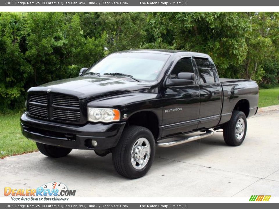 2005 Dodge Ram 2500 Laramie Quad Cab 4x4 Black / Dark Slate Gray Photo #1