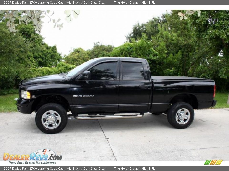 2005 Dodge Ram 2500 Laramie Quad Cab 4x4 Black / Dark Slate Gray Photo #3