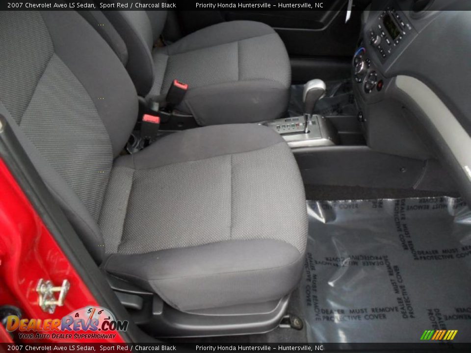 2007 Chevrolet Aveo LS Sedan Sport Red / Charcoal Black Photo #20