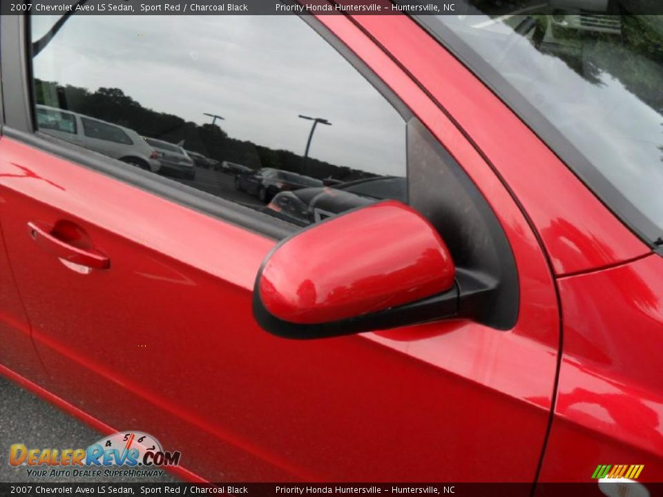 2007 Chevrolet Aveo LS Sedan Sport Red / Charcoal Black Photo #23