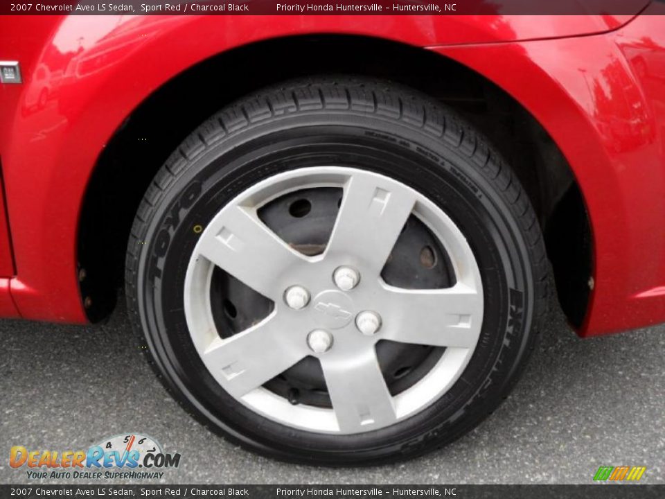 2007 Chevrolet Aveo LS Sedan Sport Red / Charcoal Black Photo #24