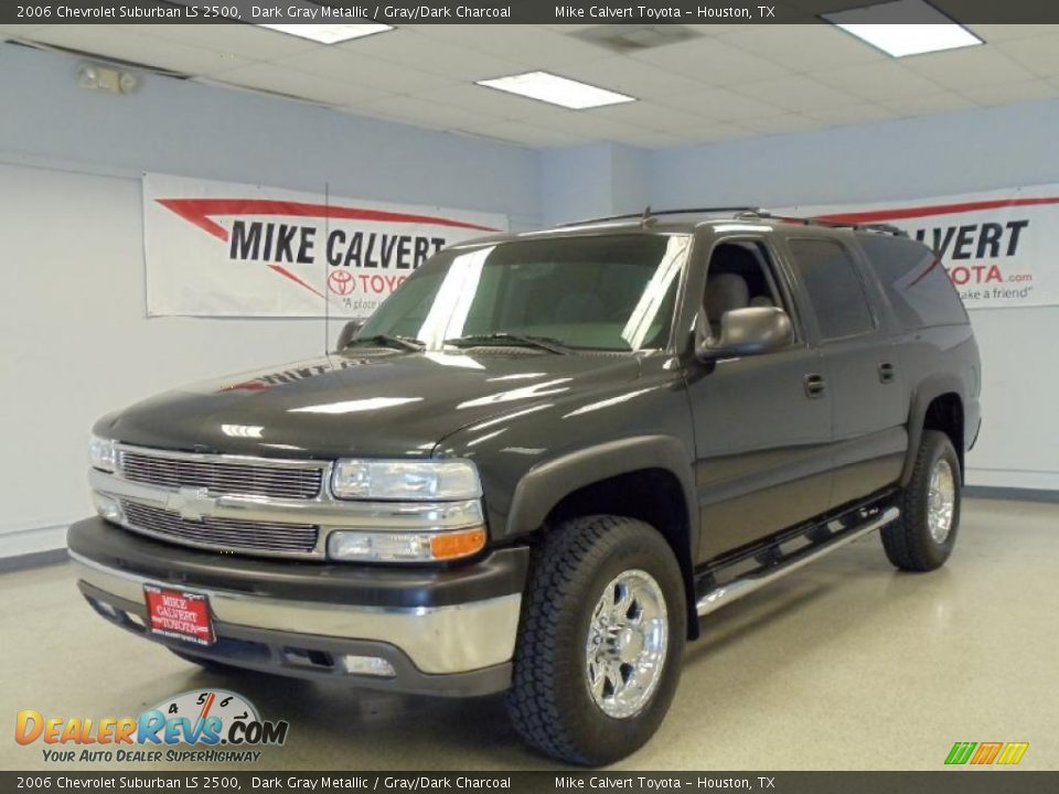 2006 Chevrolet Suburban LS 2500 Dark Gray Metallic / Gray/Dark Charcoal Photo #1