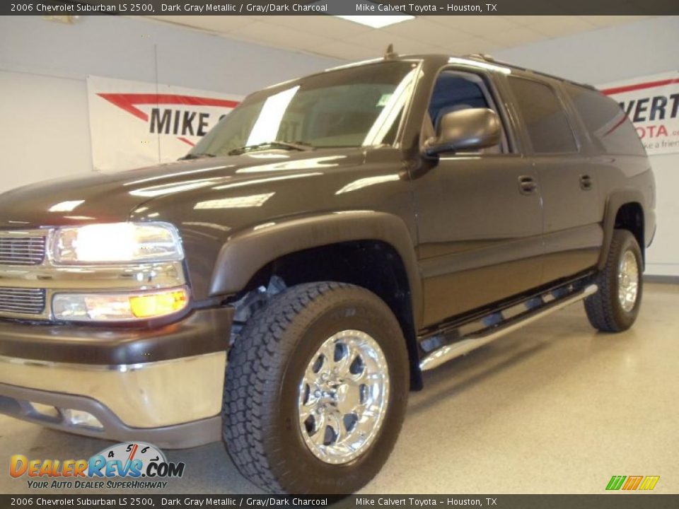 2006 Chevrolet Suburban LS 2500 Dark Gray Metallic / Gray/Dark Charcoal Photo #8